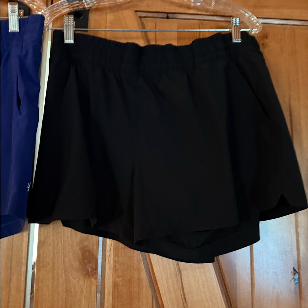 Athleta Women’s Weekender Athletic Shorts - Turquoise, Black & Navy size L - Picture 6 of 11